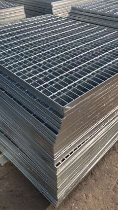 澤普縣鋼格板(踏板網)&污水廠鋼格板(踏板網)